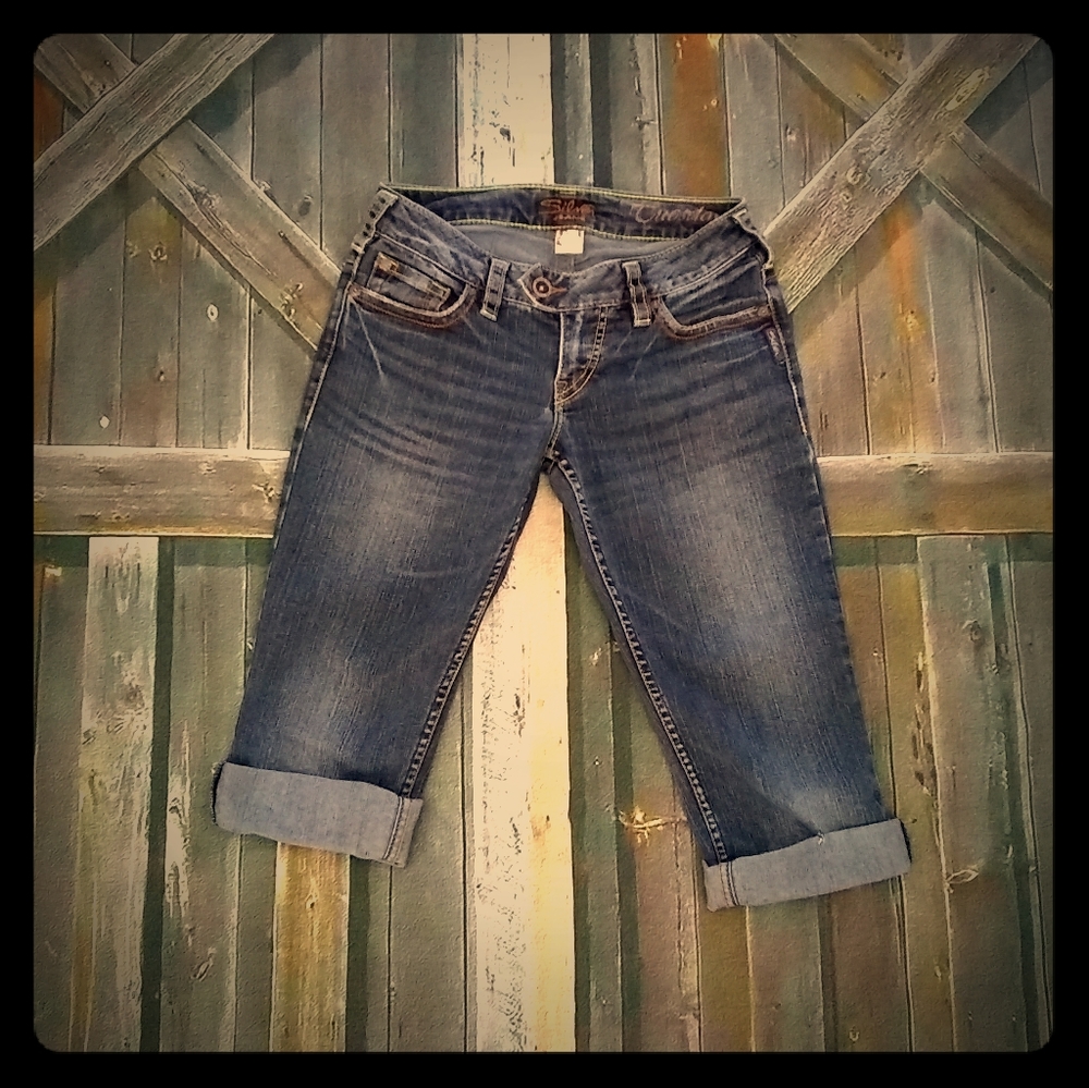Silver Jeans Tuesday Capri Pants